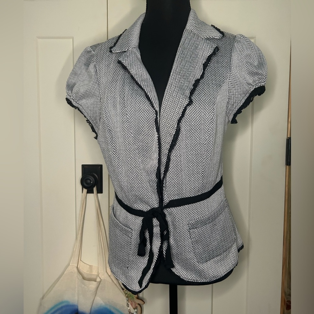 Stooshy Black White Chevron Herringbone Blazer Puff Sleeve Lace Trim Y2K